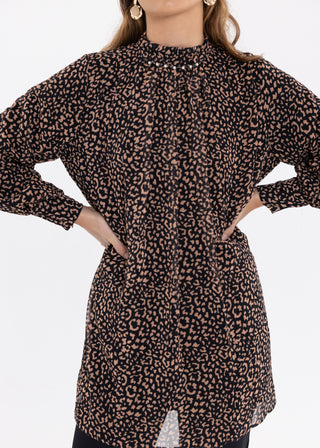 FRILLED NECK PATTERNED BLOUSE